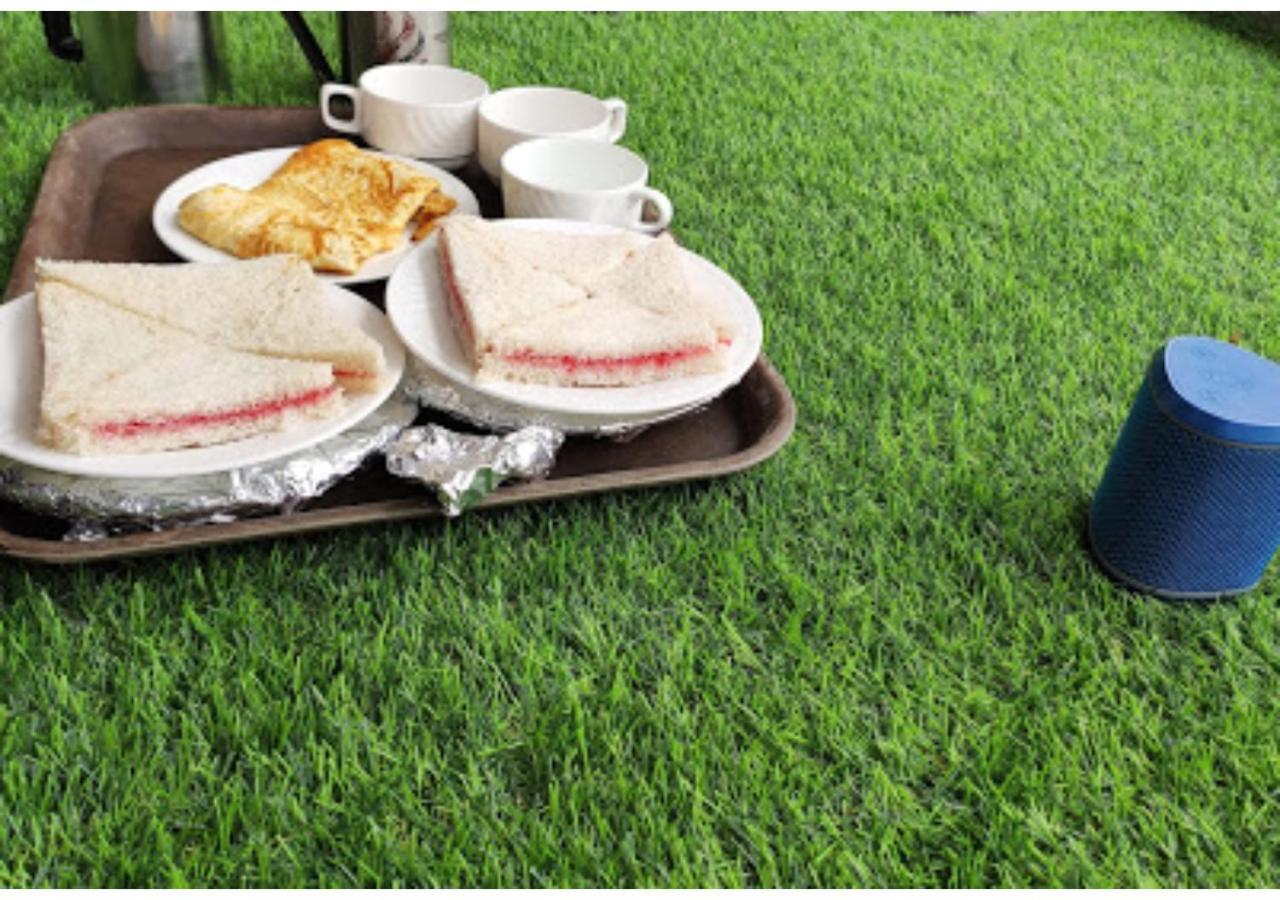 Hotel Country Resort Khajjiar 외부 사진